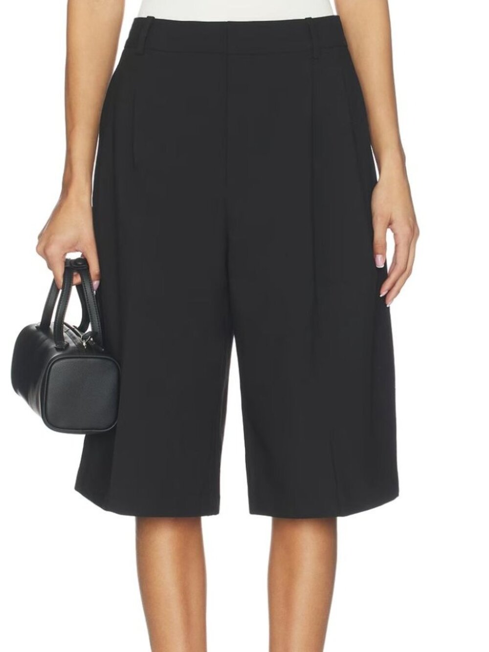EAVES Colby Long Short Black Bermuda Pleated Size Medium